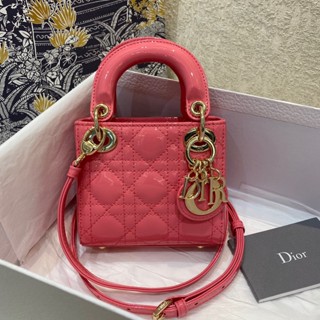 พรี​ ราคา7900 Dior Lady micro หนังแท้ กระเป๋าถือ กระเป๋าสะพาย กระเป๋าสะพายไหล่12*10*5cm