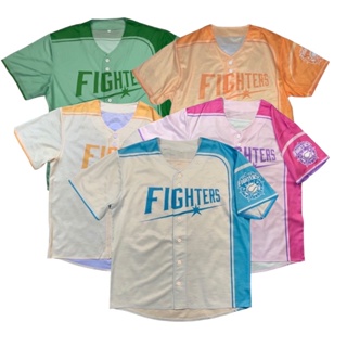 ภาพหน้าปกสินค้าเสื้อเบสบอล Fighters Hokkaido Size L ที่เกี่ยวข้อง