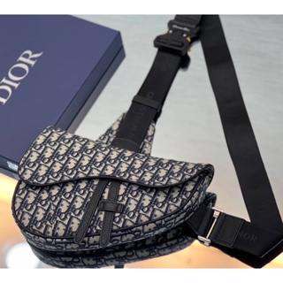 กระเป๋าแบรนด์เนม กระเป๋าคาดอกDior size25cm