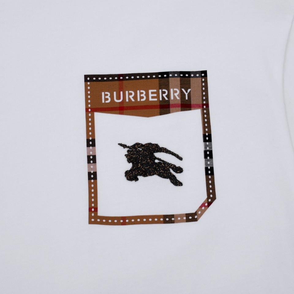 เสื้อยืด-burberry-new-มาใหม่-สวยดูดี-ต้อนรับหน้าหนาว-limited-edition