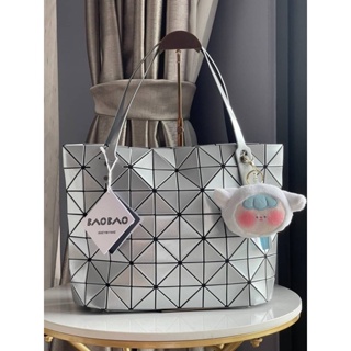 สี Silver Bao Bao Issey Miyake ROCK MATTE