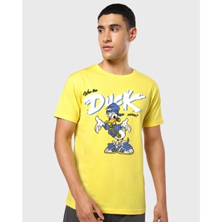 Mens Yellow Who the Duck Cares Graphic Printed T-shirt เสื้อยืดน่ารักๆ เสื้อวินเทจชาย