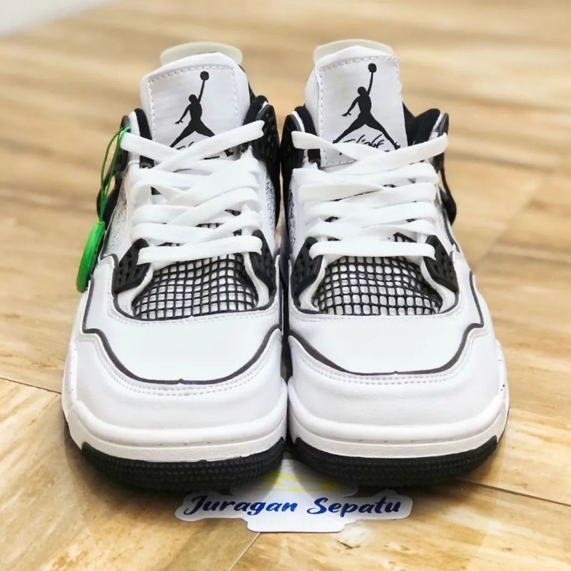 air-jordan-4-retro-se-diy