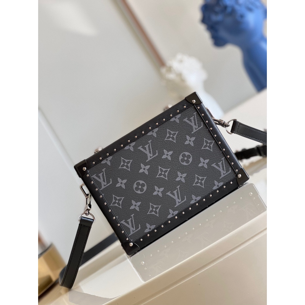 พรี-ราคา9500-lv-louis-vuitton-soft-trunk-m20251-หนังแท้กระเป๋าสะพาย-กระเป๋าสะพายไหล่-กระเป๋าสะพายข้าง