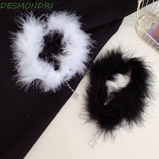 Desmondri สร้อยคอคริสตัล จี้พู่ขนนก ทรงเรขาคณิตน่ารัก สวยหรู อินเทรนด์ ของขวัญคริสต์มาส สําหรับผู้หญิง