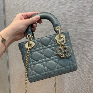 พรี​ ราคา9400 Dior Lady กระเป๋าถือ กระเป๋าสะพาย กระเป๋าสะพายไหล่17cm