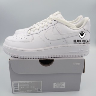 พร้อมส่ง (ของแท้ 100%) NIKE WMNS AIR FORCE 1 07  TRIPLE WHITE