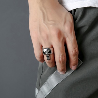 แหวนเหล็กไทเทเนียม รูปกะโหลกศีรษะ สีเงิน สไตล์พังก์ เรโทร เครื่องประดับแฟชั่น สําหรับผู้ชาย งานหมั้น งานแต่งงาน