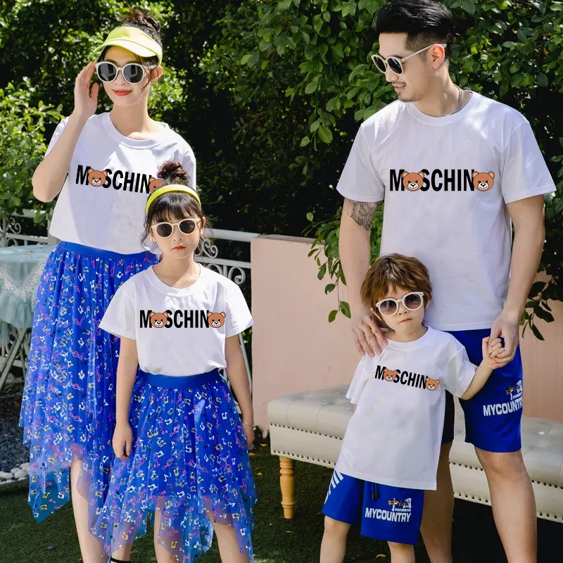 เสื้อยืดลายหลุยส์-bear-moschino-ชุดพ่อแม่ลูกเป็นของขวัญที่ดีที่สุดสำหรับลูกๆ