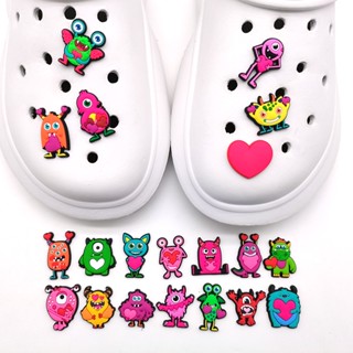 Crocs Charms jibbitz จี้รูปรองเท้า ของขวัญวันเกิด สําหรับเด็ก วัยรุ่น ตกแต่งรองเท้า