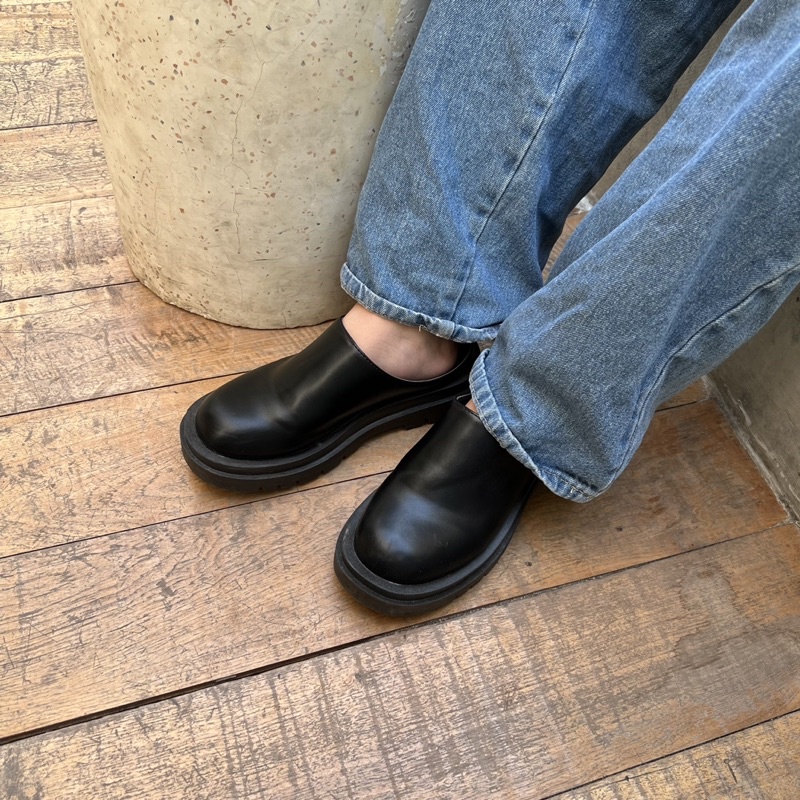 ภาพสินค้า୨୧ Arthur loafer shoes รองเท้าโลฟเฟอร์เปิดส้น จากร้าน fromheadtofoot บน Shopee ภาพที่ 3