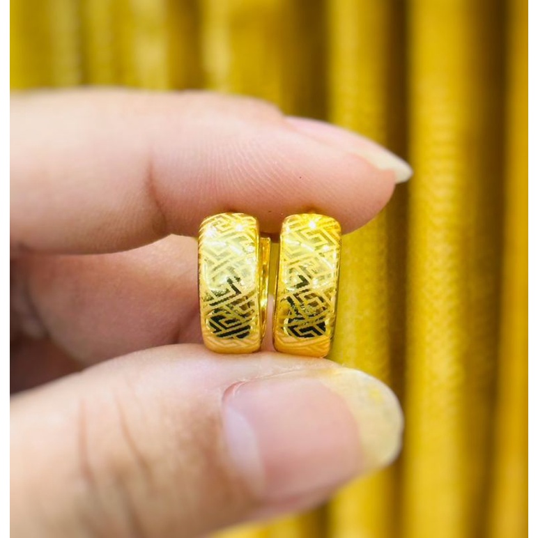 ภาพหน้าปกสินค้าต่างหูทองไมครอน ชุบทองแท้ 100% ต่างหูทองชุบ เศษทองคำแท้ สร้อยหุ้มทอง ชุบทอง 24K(ไม่ลอก ไม่ดำ) จากร้าน tenumku66 บน Shopee