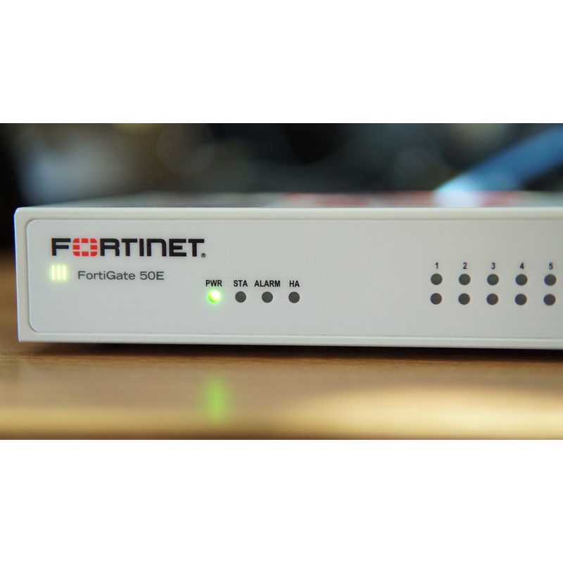ภาพหน้าปกสินค้าFortinet FortiGate 50E Network Security Firewall พร้อมadapter สินค้ามือสอง..สภาพสวยเหมือนใหม่ มีสินค้าพร้อมส่ง