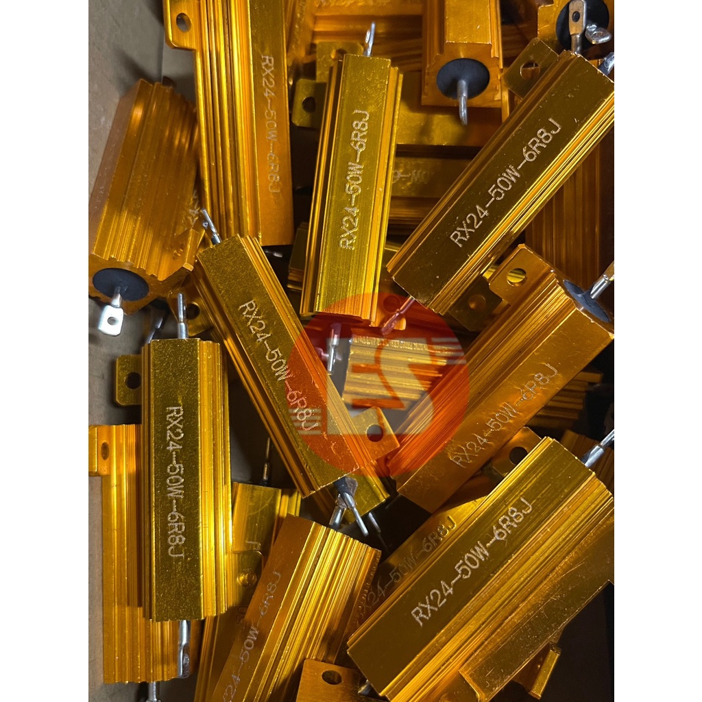 ภาพหน้าปกสินค้าR 6.8 Ohme 50w อลูมิเนียม สีทอง จากร้าน xiayi99 บน Shopee