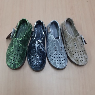 สินค้า ADDA รองเท้าคัชชู เบาๆรุ่นใหม่ล่าสุด หุ้มส้น รุ่น 5TD23 (ลายพราง)สีเขียว ขนาด 7-10  ใส่สบาย ทนทาน คุ้มค่า1