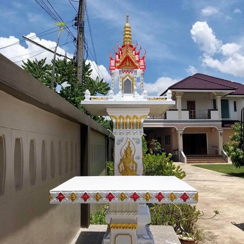สอบถามค่าจัดส่งเพิ่มเติมทางแชท-ศาลพระภูมิ-ทรงมาลัย-3-ชั้น-พร้อมเจ้าที่ม่าน-และโต๊ะไหว้