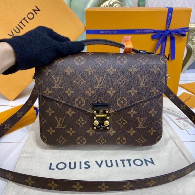 พร้อมส่งnew-louis-vuitton-pochette-metisเทพ-size-25x19x7cm