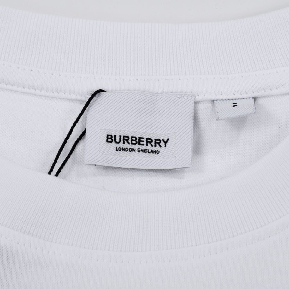 เสื้อยืด-burberry-new-มาใหม่-สวยดูดี-ต้อนรับหน้าหนาว-limited-edition