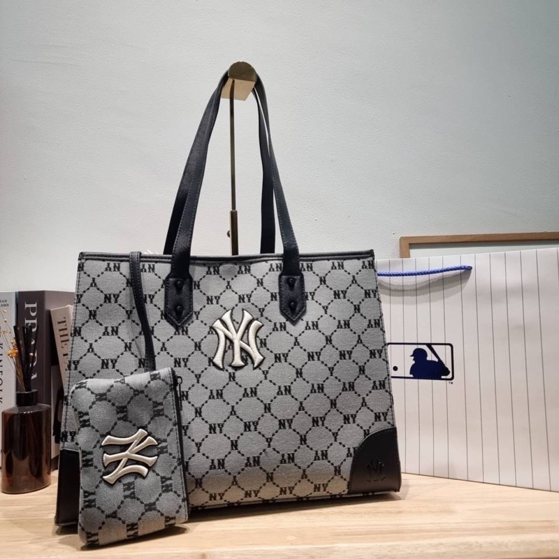 MLB MONOGRAM TOTE BAG | Shopee Thailand