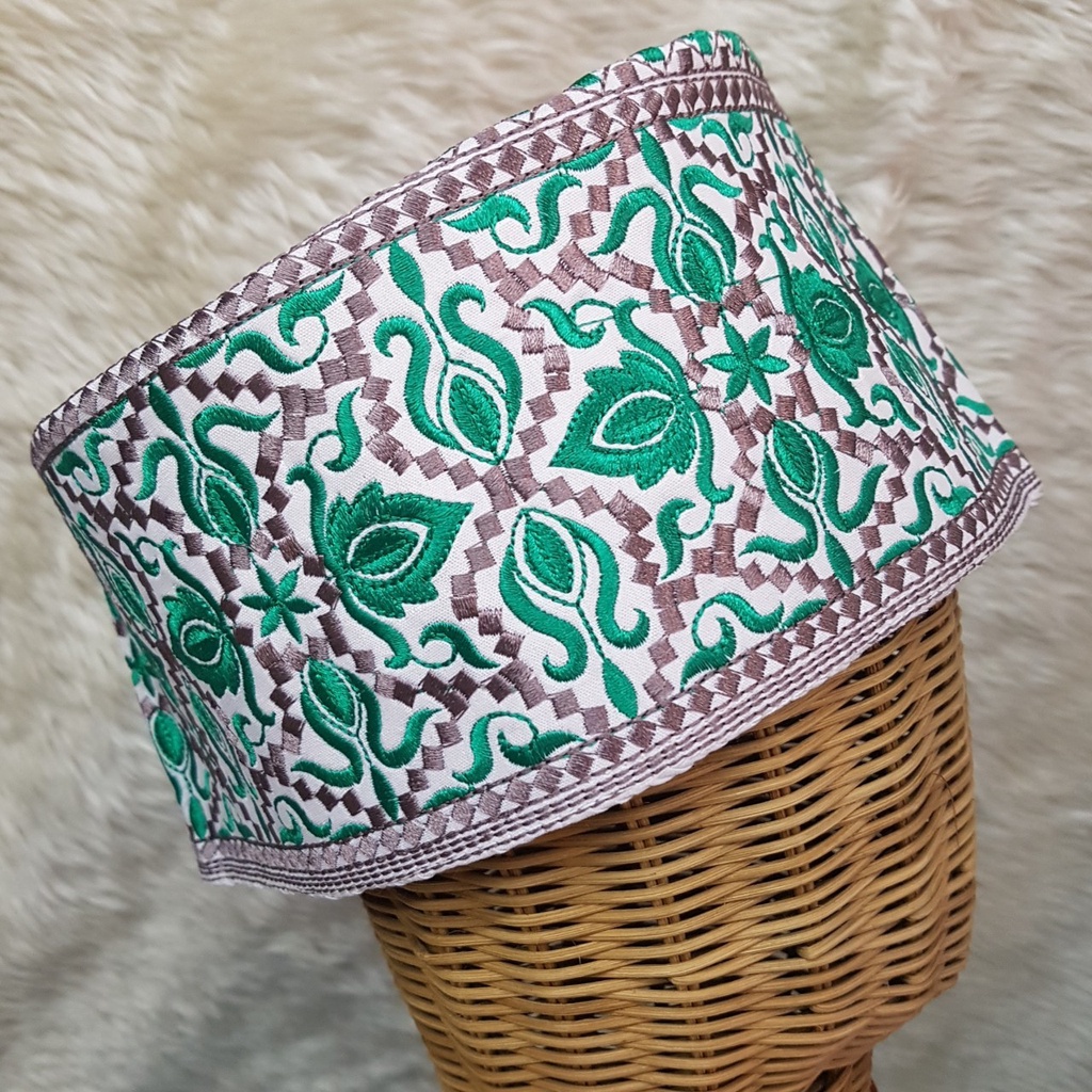 ภาพหน้าปกสินค้าหมวกโอมาน มุสลิม ปักลายทั้งใบ คละสี รุ่น MUB76 จากร้าน ooo71 บน Shopee