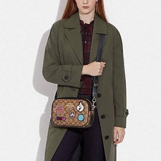 COACH CC151 DISNEY × COACH JAMIE CAMERA BAG IN SIGNATURE CANVAS WITH PATCHES