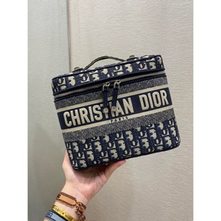 พรี​ ราคา8400 Dior กระเป๋าแฟชั่น กระเป๋าถือ กระเป๋าสะพายไหล่18*10*14cm