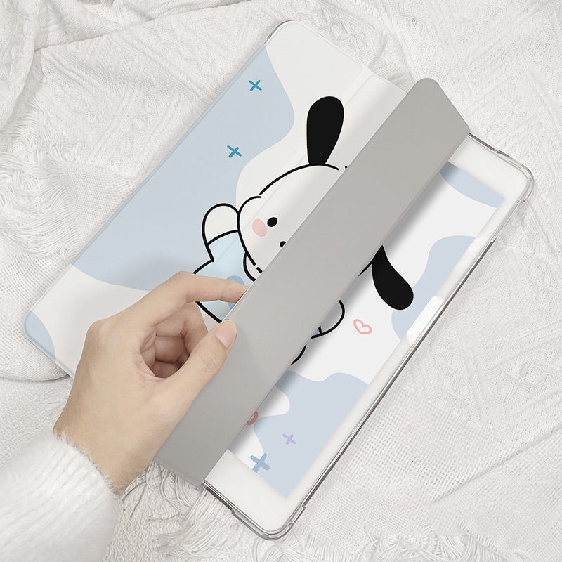 เคสนิ่ม-ลายการ์ตูน-pochacco-พร้อมช่องใส่ดินสอ-สําหรับ-ipad-gen7-8-9-10-2-นิ้ว-gen10-10-9-นิ้ว-pro11-นิ้ว-pro12-9-นิ้ว-2022-air4-air5-air3-mini6