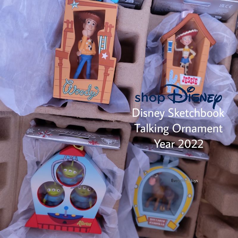 ลิขสิทธิ์-แท้-จาก-disney-store-มาใหม่เยอะเลยค่ะ-disney-sketchbook-ornament-year-2018-2022