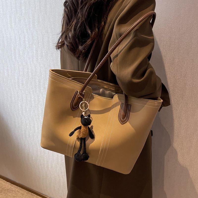 กระเป๋าผู้หญิง-แฟชั่นเกาหลี-ทรงโท้ท-กระเป๋าช้อปปิ้ง-ความจุสูง-กระเป๋าหนังนิ่ม-4-สีให้เลือก
