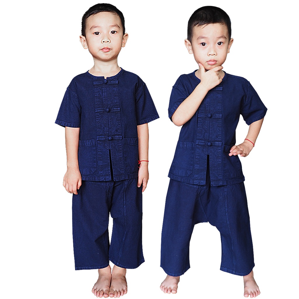ภาพหน้าปกสินค้าชุดหม้อฮ่อม เด็ก 1-15 ปี ( ทั้งชุด ) (เสื้อ ม่อฮ่อม แท้ จำหน่ายโดยผู้ผลิตโดยตรง เนื่อหนา แน่น ไม่ย้วย