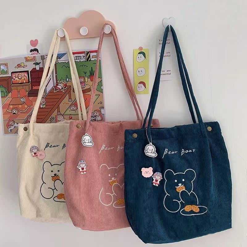 family-กระเป๋าผ้าลูกฟูก-ใบใหญ่-หมีน่ารัก-สไตล์เกาหลี-กระเป๋าถือ-มี-3-สี-พร้อมส่ง
