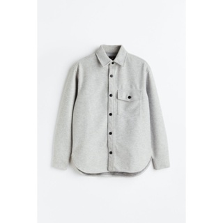 ภาพหน้าปกสินค้าH&M  Man Relaxed Fit Felted overshirt 1027390 ที่เกี่ยวข้อง