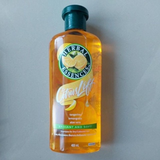 Herbal essences radiant and soft shampoo 400 ml. แชมพูเพื่อผมนุ่มสลวยเป็นเงางามสำหรับผมแห้งและผมผ่านการทำสี
