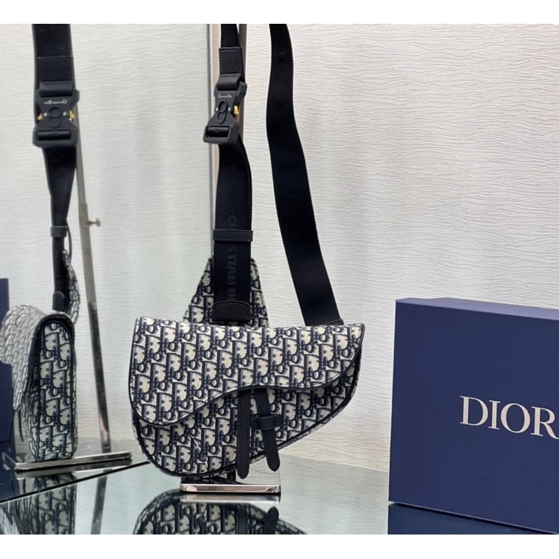 กระเป๋าแบรนด์เนม-กระเป๋าคาดอกdior-size25cm