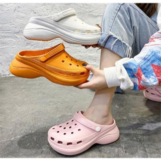 ภาพหน้าปกสินค้ารองเท้าแตะผู้หญิงแฟชั่น รองเท้าใส่ในบ้าน รองเท้าใส่เดินในบ้าน，กันลื่นลายการ์ตูนน่ารัก ก้นแบน รองเท้า SD3187 ที่เกี่ยวข้อง