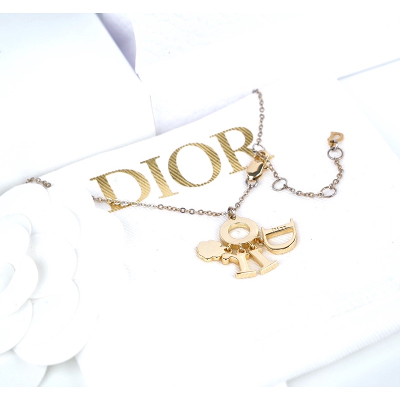 แท้-สร้อย-dior-จี้ชาร์มห้อยสวยมาก-รุ่นฮิต-หายาก-ขายเทๆ-ใส่สวยๆ