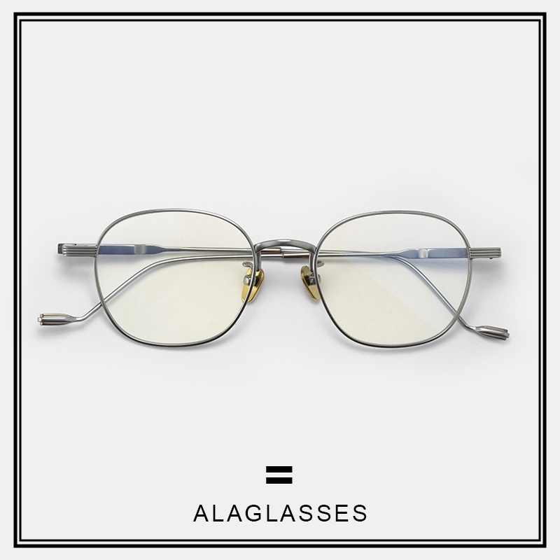 กรอบแว่นไทเทเนียม-master-collection-จากร้าน-a-la-glasses