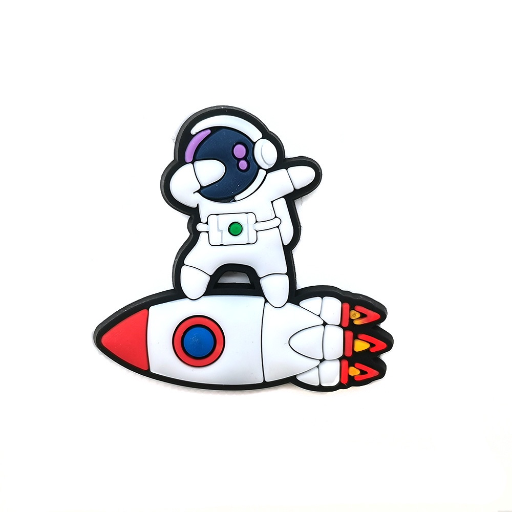 ภาพสินค้าจี้การ์ตูนนักบินอวกาศน่ารัก ของขวัญ สําหรับตกแต่งรองเท้าแตะ Crocs DIY จากร้าน ljlstore.th บน Shopee ภาพที่ 5