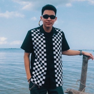 Checkerboard Bowling shirt พื้นดำ