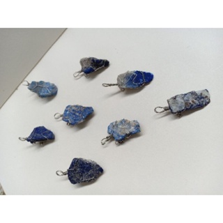 Lapis lazuli ลาพิส ลาซูลีจี้อัญมณีธรรมชาติ หินธรรมชาติ หินดิบ หินสีน้ำเงิน เครื่องประดับ