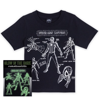 Marvel Boy Glow In The Dark Spider-Man T-Shirt -เสื้อมาร์เวล เทคนิคเรืองแสงในที่มืดลายสไปเดอร์แมน สินค้าลิขสิทธ์แท้100% characters studio