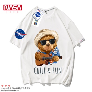 เสื้อยืดแขนสั้น พิมพ์ลายหมี NASA แฟชั่นคู่รัก สําหรับผู้ชาย และผู้หญิงเสื้อยืด _21