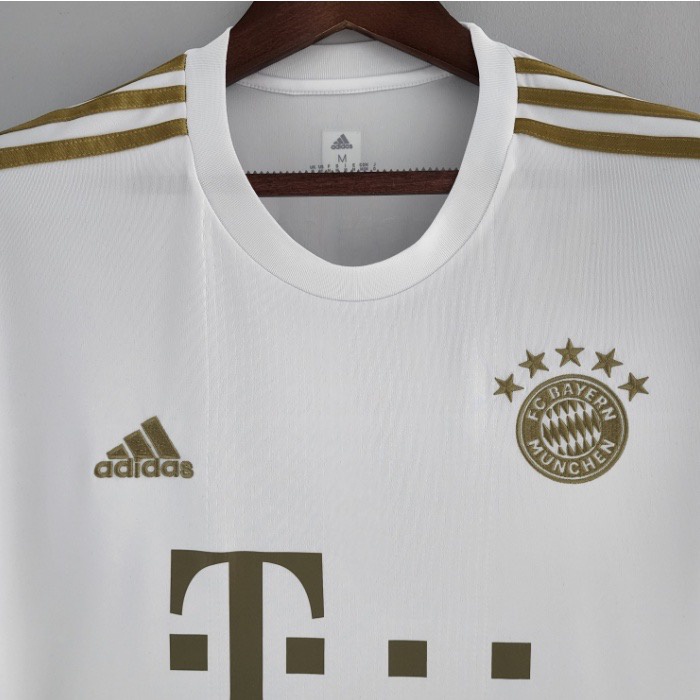 bayern-away-fans-issue-amp-player-issue-kit-22-23-local-seller