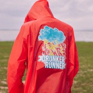 ภาพหน้าปกสินค้าNOX NOX - เสื้อกันฝน NOXNOX x Drunker Runner ของแท้จากแบรนด์ ชุดกันฝนผู้ใหญ่ กันน้ำ แบบหนาอย่างดี ไม่ขาดง่าย ที่เกี่ยวข้อง