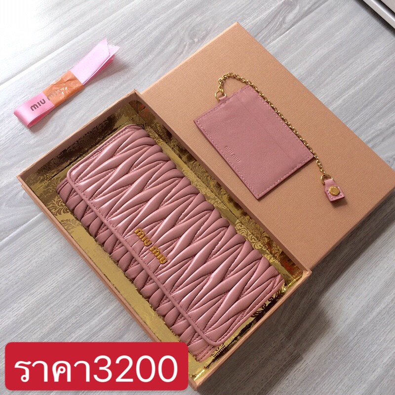 พรี-ราคา3200-miu-miu-5mh109-กระเป๋าสตางค์-กระเป๋า-บัตร-หนังแกะ