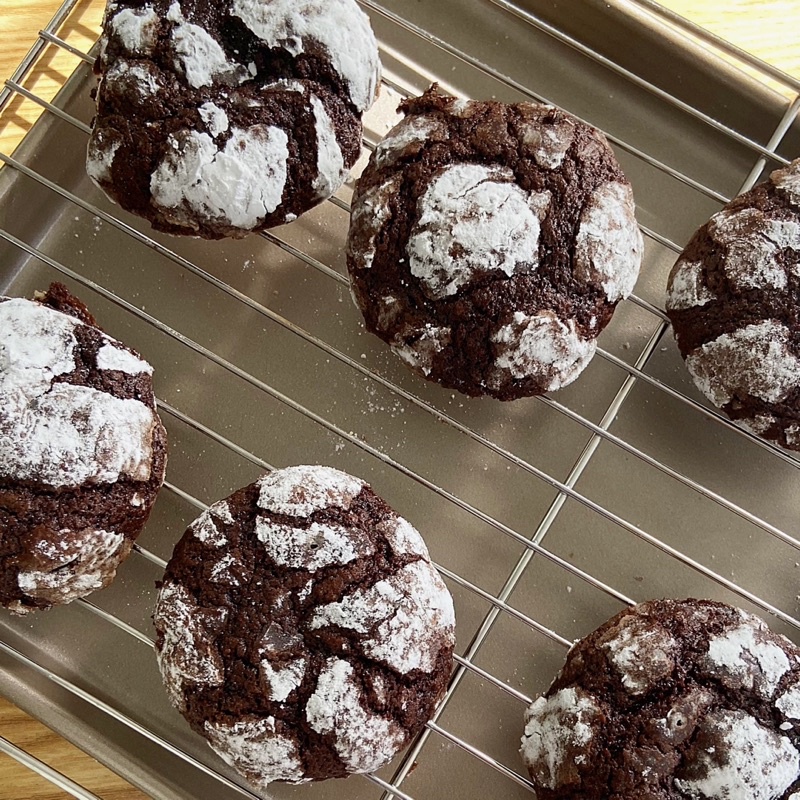 crinkle-cookie-5ชิ้นใหญ่-คุ้กกี้ช้อกโกแลตหน้าแตกสูตรsarah-s-recipe-หนึบหนับ-โกโก้ฝรั่งเศสแท้100-คุกกี้บราวนี่