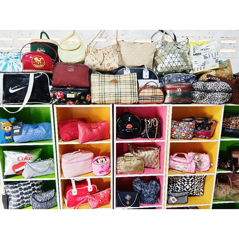 ภาพหน้าปกสินค้ากระเป๋าจิปาถะรวมมมมม จากร้าน hunny_toss บน Shopee