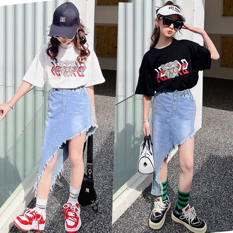 จัดส่งที่รวดเร็ว-พร้อมส่ง-ชุดเด็กผู้หญิง-เสื้อ-กระโปรงยีนส์-ผ้าดีงานสวยเท่มาก