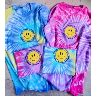 เสื้อมัดย้อมHappy face ผ้านุ่มมาก สกรีนตามแบบมี 2 สี สีฟ้าและชมพู