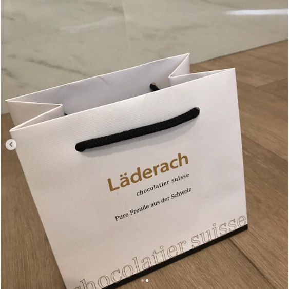 ถุง ถุงกระดาษ แบรนด์ ROBINSON โรบินสัน , Laderach และ Paragon พารากอน ...